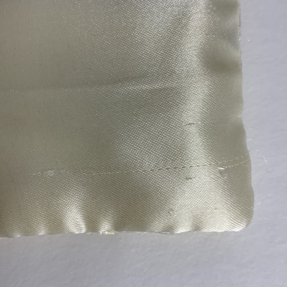 COIN PURSE (HAND BEADED) - Picture 3 of 5